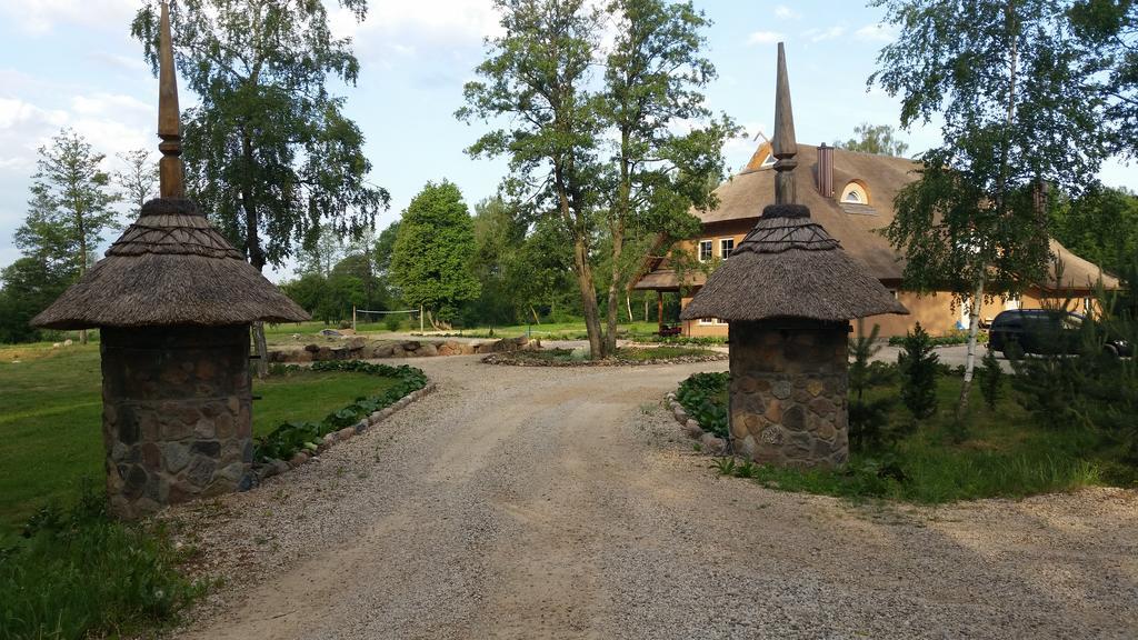 Vila Sanzila Bernatoniai Luaran gambar